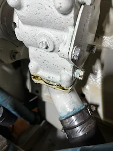Cummins 6CTA 8.3 Seawater pumps are leaking oil out the bottom