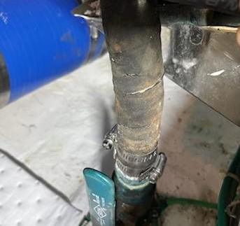 NORTHERN LIGHTS 8KW GENERATOR SEACHEST THRU-HULL HOSE SEVERLY DAMAGED. NEEDS TO BE REPLACED AS SOON AS POSSISBLE.