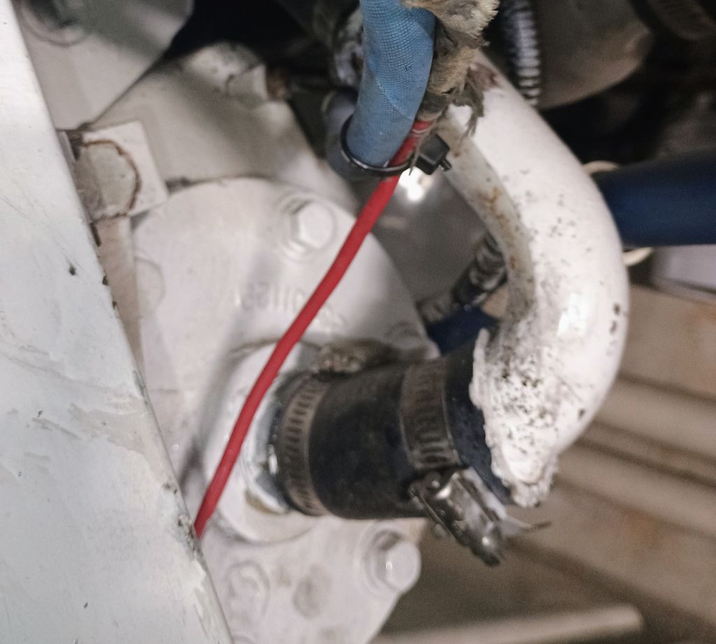 Detroit Diesel 8V92TI Cooling system hoses