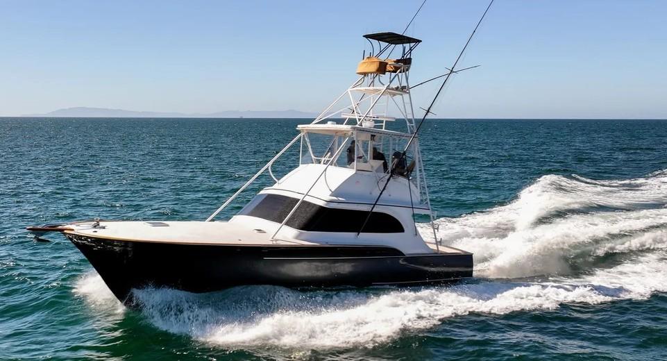 Sportfishing yacht underway off Ventura California powered by marine diesel engines serviced by 805 Marine Diesel Mechanic