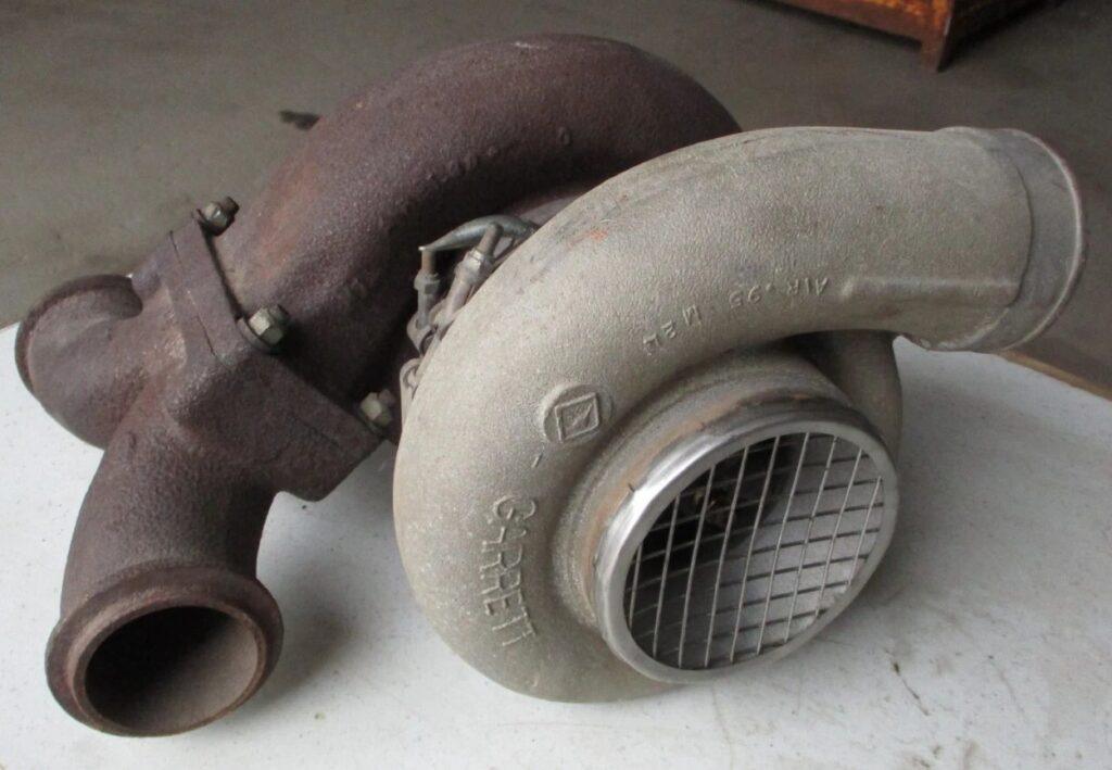 Detroit Diesel 8V92 marine diesel turbocharger inspection during turbo and air system diagnosis by 805 Marine Diesel Mechanic Ventura Channel Islands Harbor